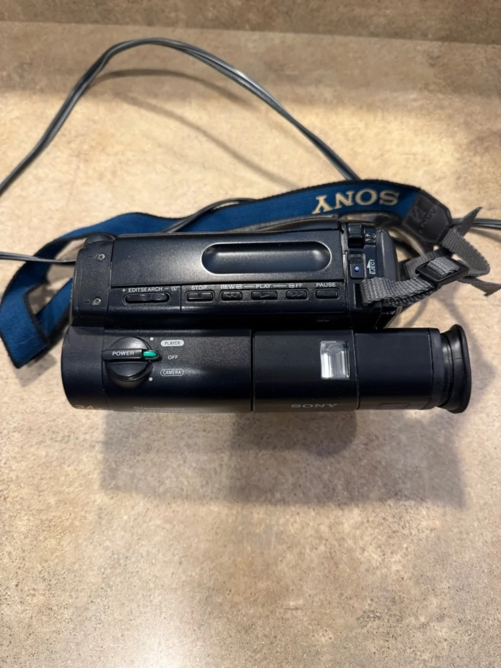 *READ DESC* Sony SteadyShot Handycam Video 8 CCD-TR94 Camcorder w/ Charger & VTR